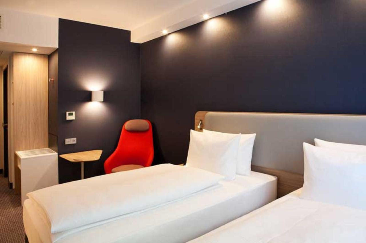 Holiday Inn Express Fuerth By Ihg 外观 照片